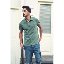 Load image into Gallery viewer, vintage aesthetic polo shirts men 220g thick garment dyed 100% cotton