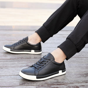 Casual Shoes Mens Leather Flats Lace-Up Shoes Simple Stylish.